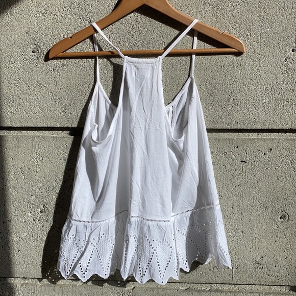 NWT Old Navy Medium Eyelet Racerback tank in white - Picture 6 of 9